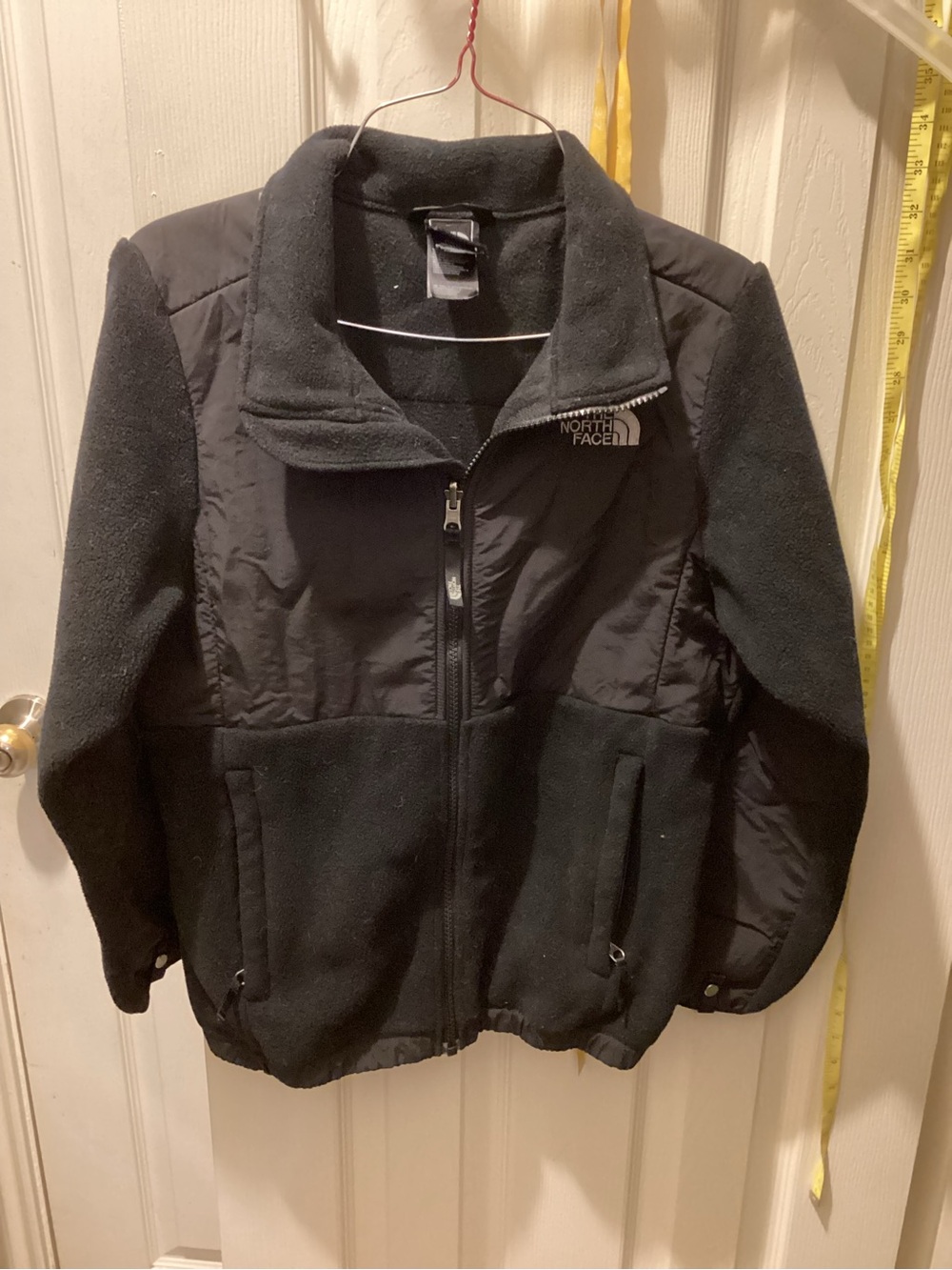 The North Face Kids' Black Fleece Jacket